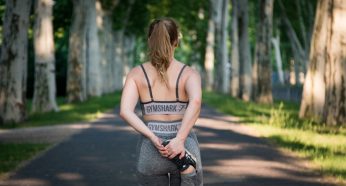 Triade dell'Atleta Femminile e Deficienza Energetica Relativa nello Sport: Ruolo della Nutrizione